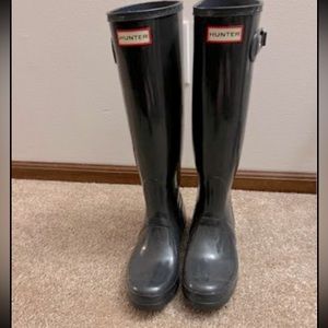 Like New - Dark Gray Hunter Boots